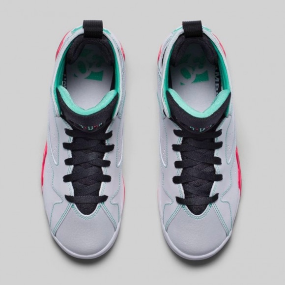 Nike Air Jordan Retro VII 7 White Infrared Verde Cactus Size 9.5Y 705417-138 - Picture 2 of 6